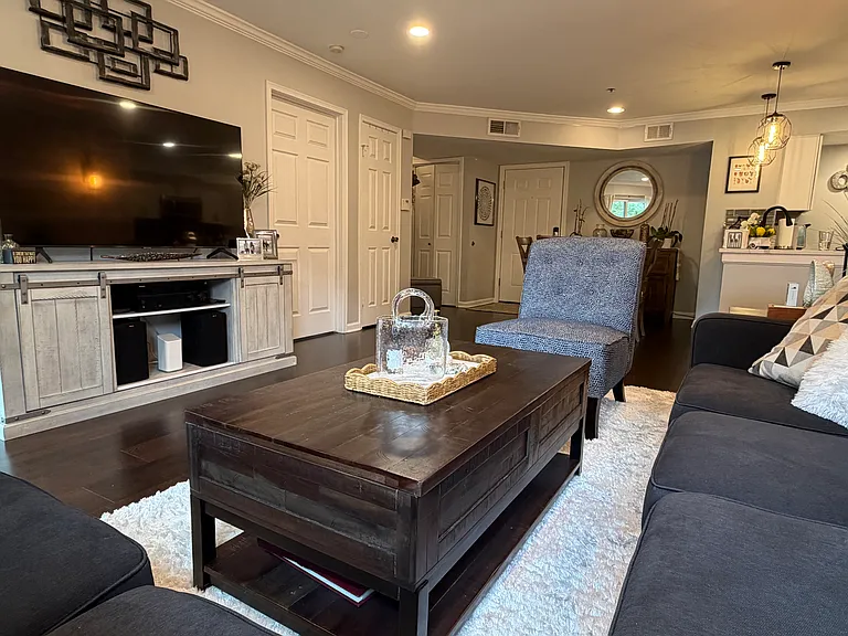 3313 Wyndham Cir #1220 — Photo 28
