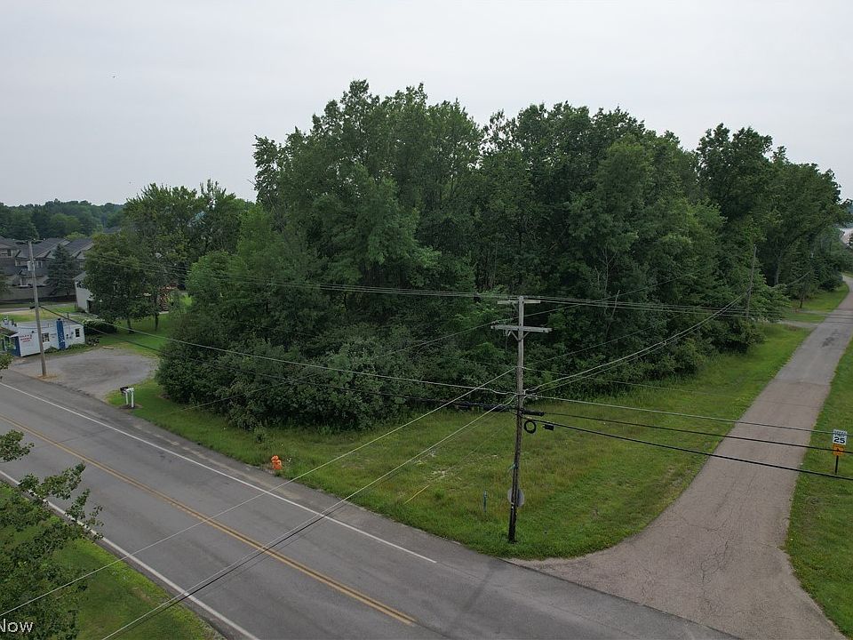 1st image of N East River Rd