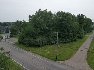 N East River Rd, Lake Milton, OH 44429