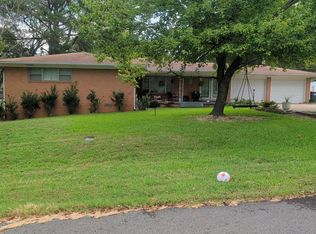 2802 N Erie Ave, Russellville, AR 72802