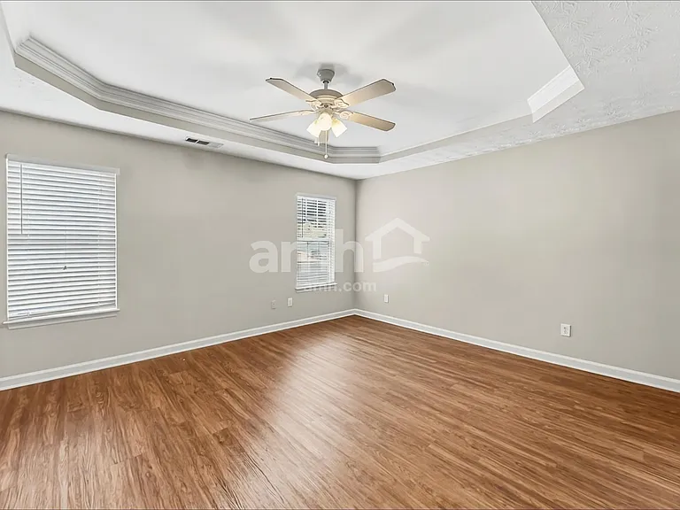540 Gables Ct — Photo 10