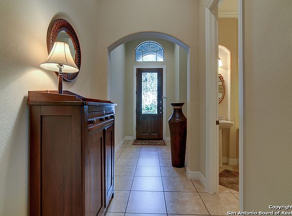2nd image of 118 Dovery Way
