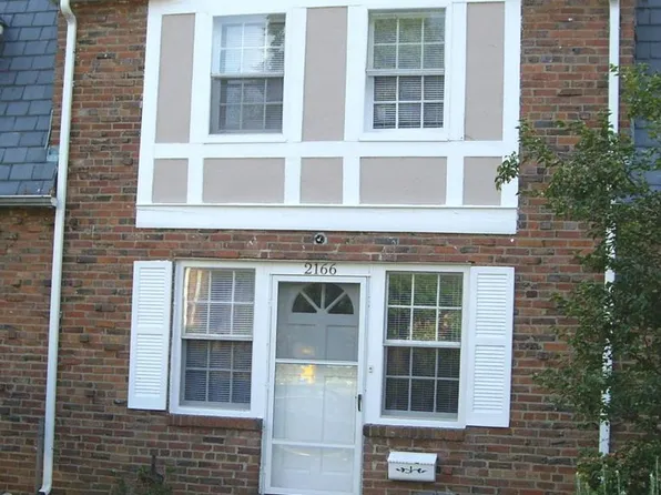 2166 N Brandywine St, Arlington, VA 22207