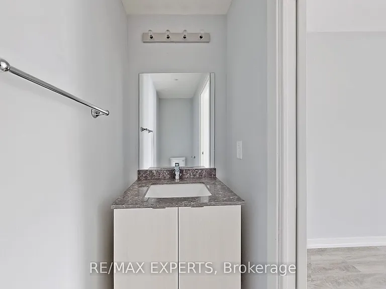 3237 Bayview Ave #102 — Photo 14