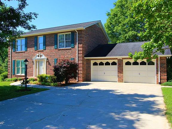 2nd image of 4997 Twin Lake Dr