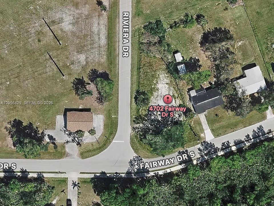 1st image of 4702 S Fairway Dr