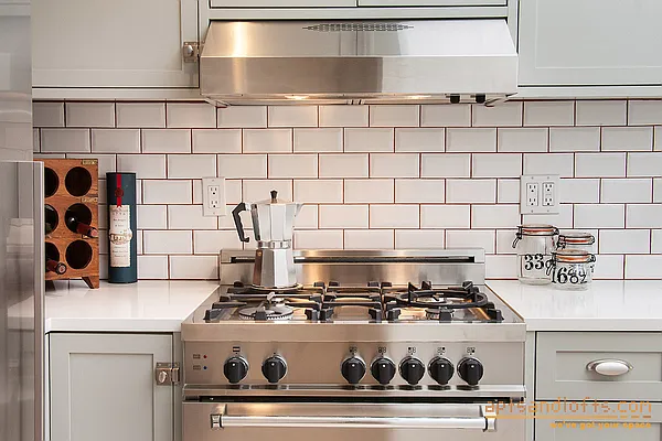 Sold by aptsandlofts.com | media 15