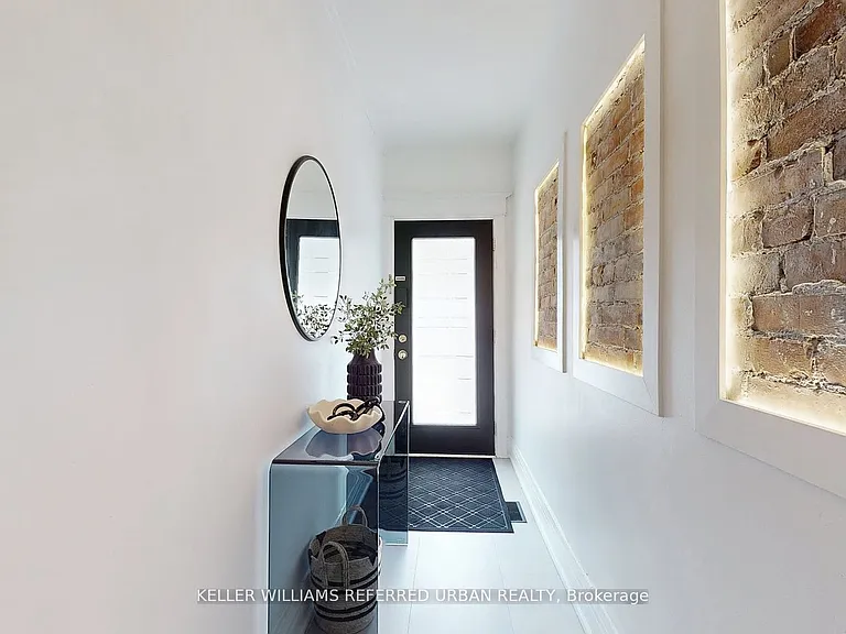 266 Highfield Rd #UPPER — Photo 3