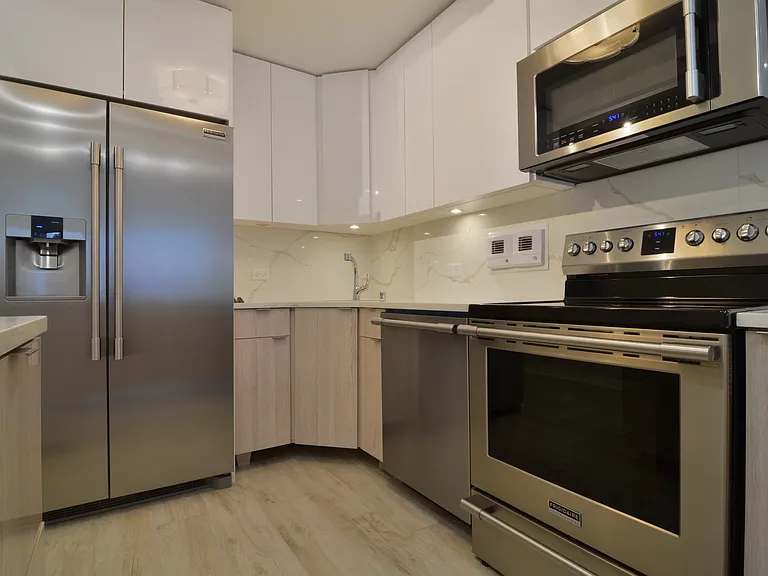 405 N Wabash Ave #707 — Photo 5