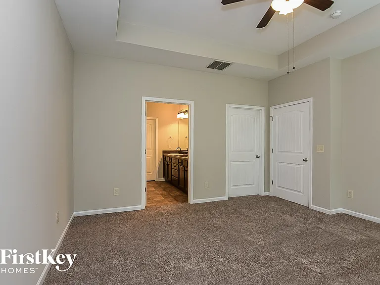 180 Renford Rd — Photo 10