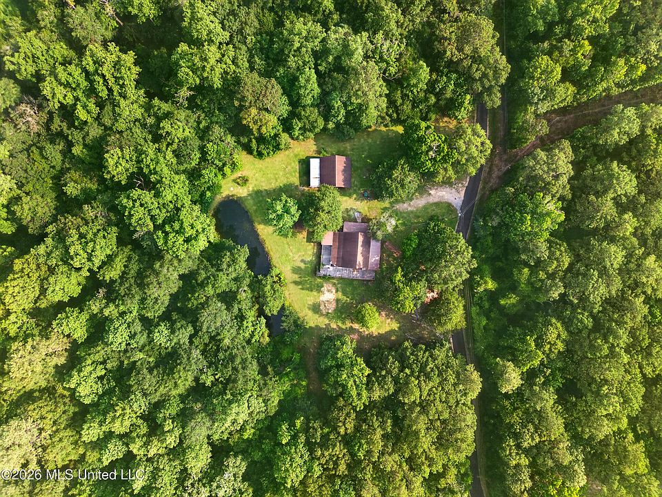7th image of 131 Shirley Wise Rd