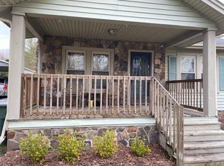 806 Powell Rd, Lenoir, NC 28645