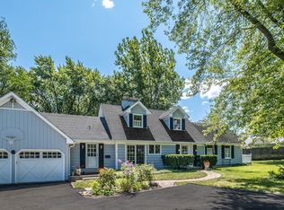 814 Nassau Ln, Geneva, IL 60134