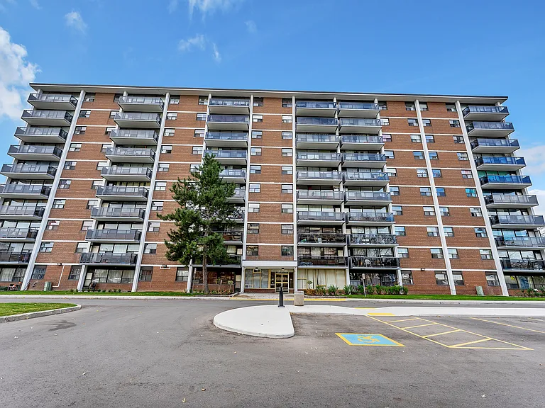 3355 Ponytrail Dr #1 BD — Photo 2