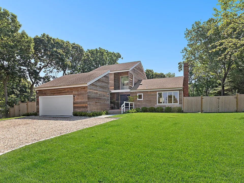 111 Runnymeade Dr