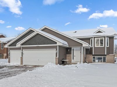 833 102nd Ln NE, Blaine, MN, 55434