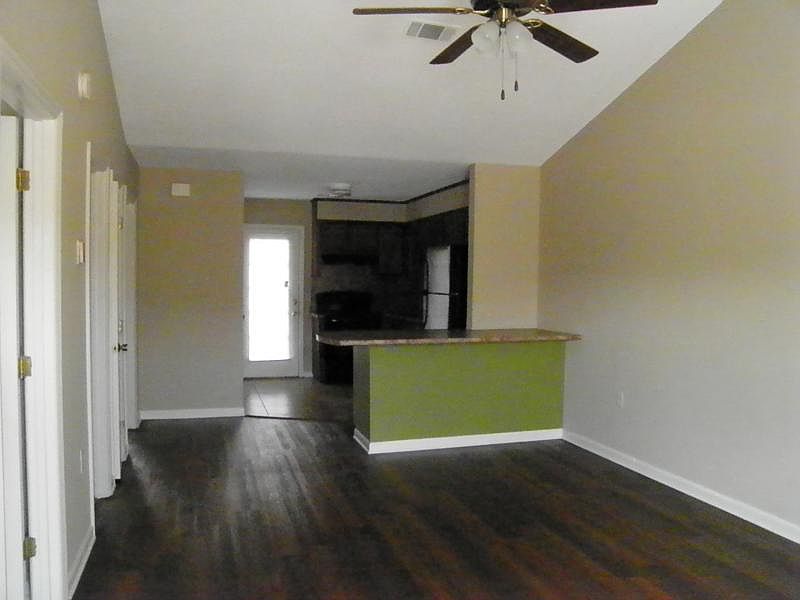 2nd image of 140-56 Lanier Dr