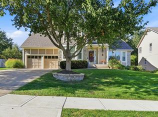 12818 Bond St, Overland Park, KS 66213