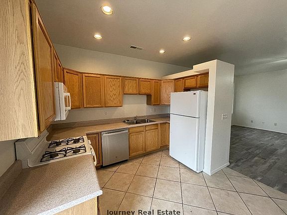 2nd image of 3123 N Corrine Dr #B