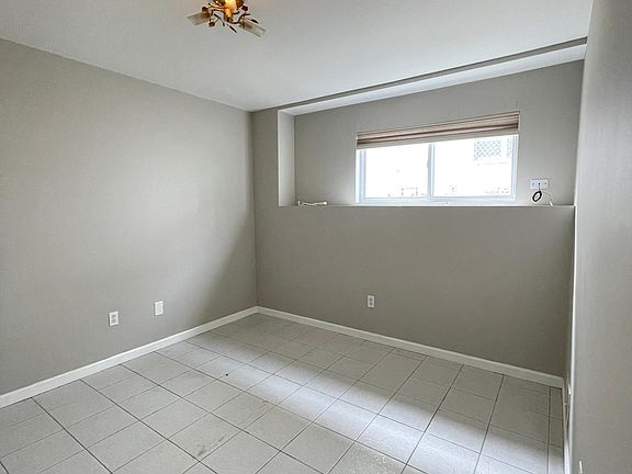 5th image of 103 Excelsior Ave #1