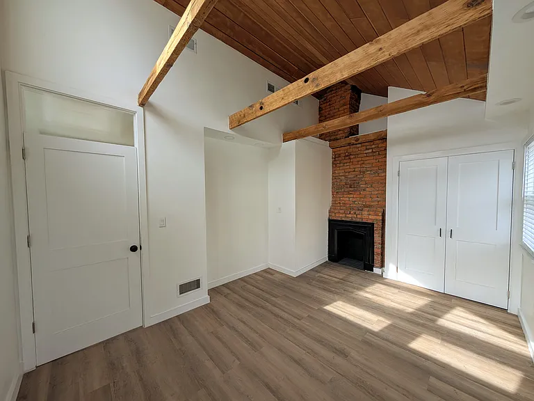 1206 Monterey St — Photo 12
