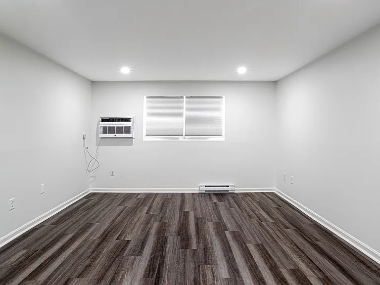 Madison Street Residences — Photo 14
