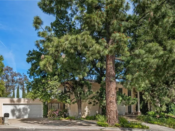 4931 Tarzana Woods Dr, Tarzana, CA 91356