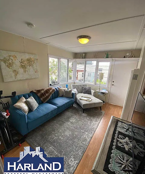 3225 Columbia St #A — Photo 5