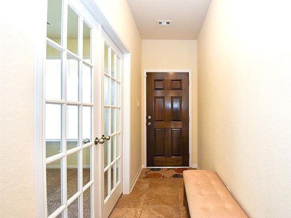 4th image of 15507 Walnut Leaf Ln
