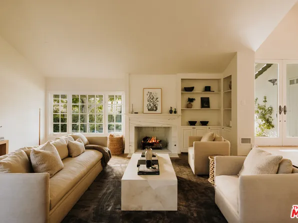 2124 Eric Dr, Los Angeles, CA 90049