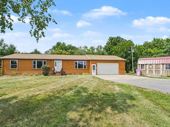 13404 Cherry St, Lake Odessa, MI 48849