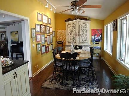 Kitchen sunroom