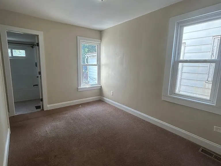 2369 Canby St — Photo 24