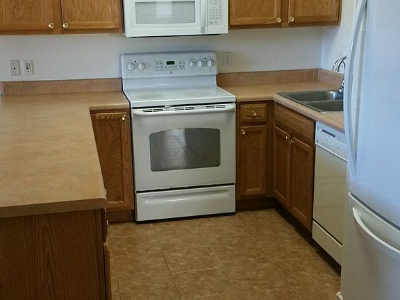 3rd image of 2342 W Dream Catcher Ln