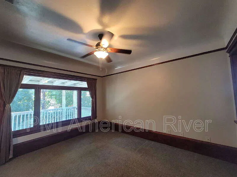 1 bed, 1.0 bath, 900 sqft, $1,975 — Photo 3