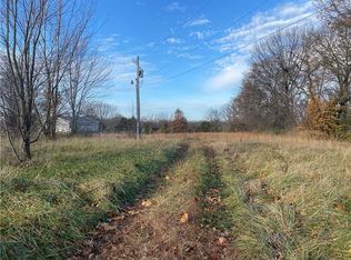 S 1375th Rd, Nevada, MO 64772