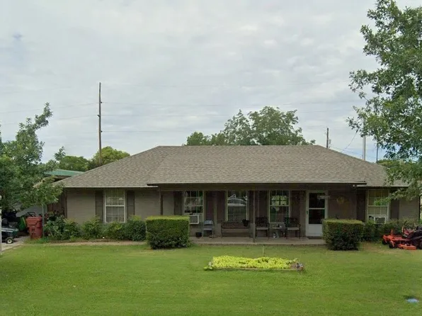 500 E Houston St, Leonard, TX 75452