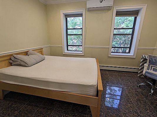 2nd image of 245 W 134th St #4