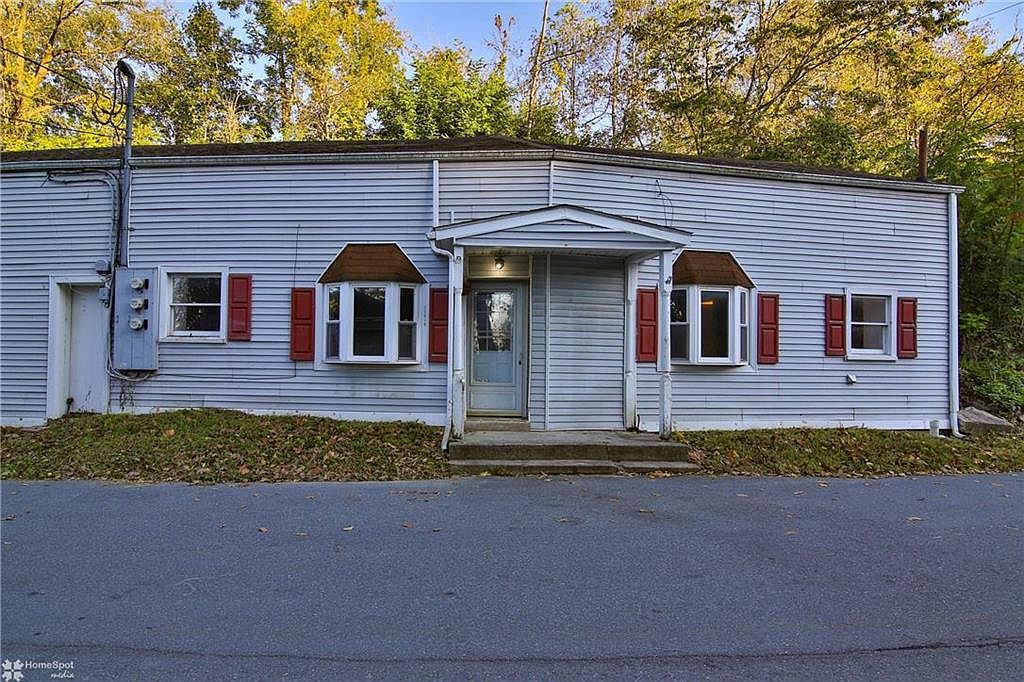 2264 Pennsylvania Ave, Bangor, PA 18013 Zillow