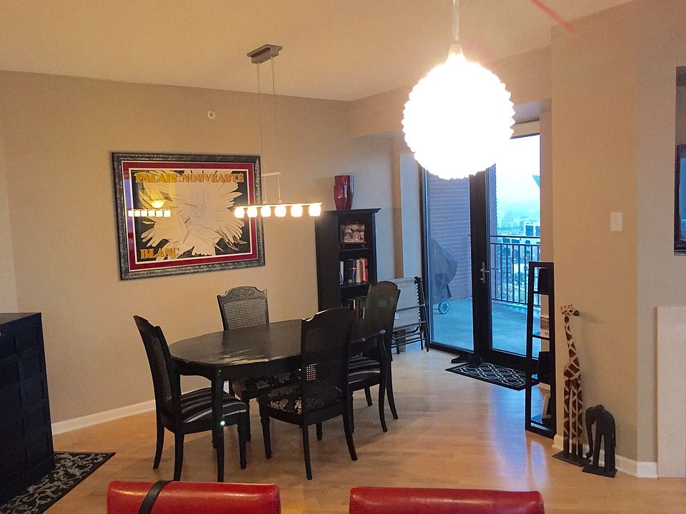 2nd image of 500 Grant St E #1711