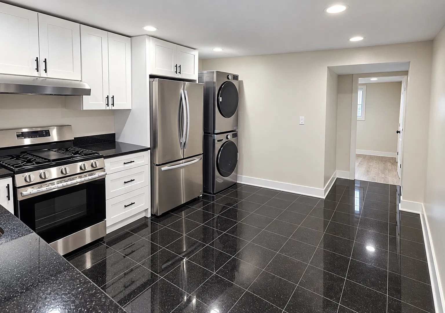 3 bed, $2,500 — Photo 1