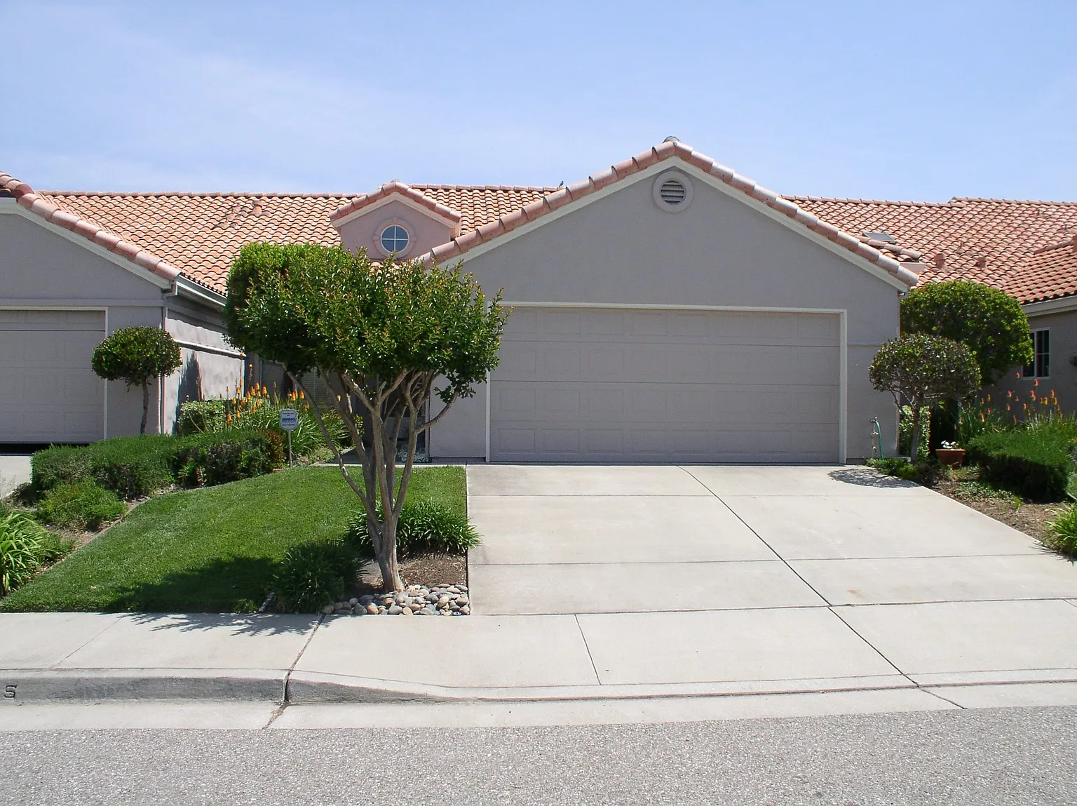 14680 Excaliber Ct photo 1