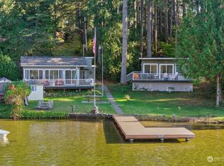 51 NE Rhododendron Blvd, Tahuya, WA 98588