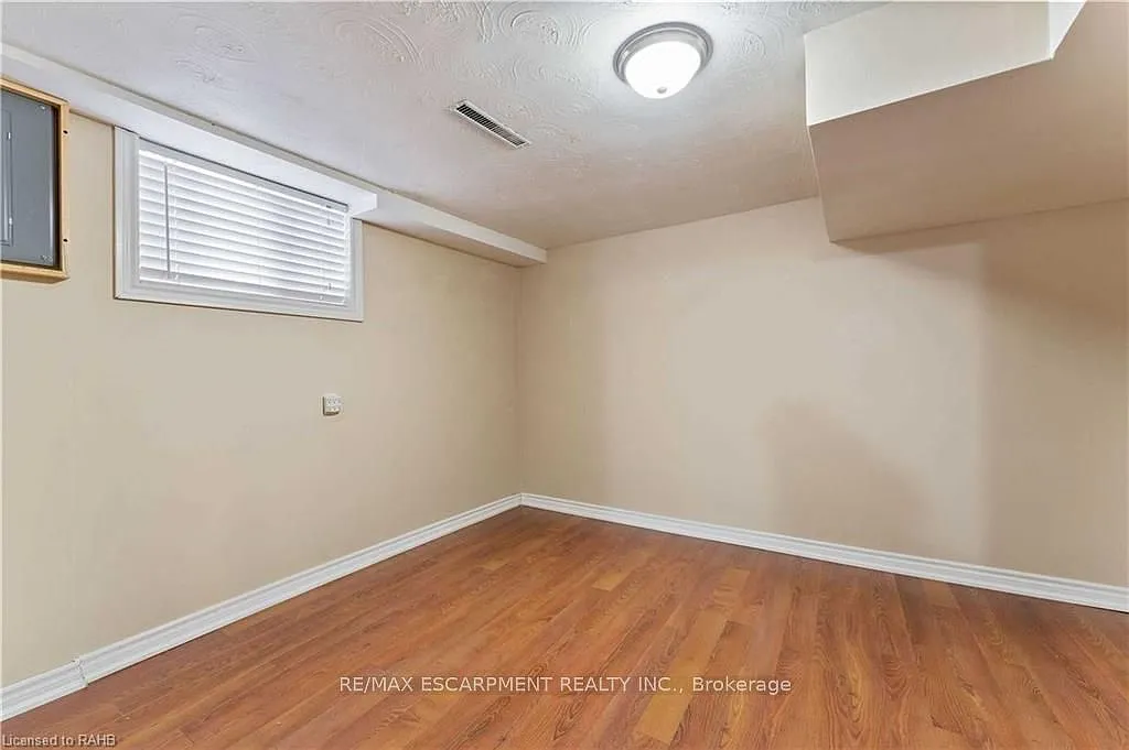 2 bed, $1,500 — Photo 4