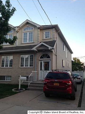 1st image of 1326 Rockland Ave