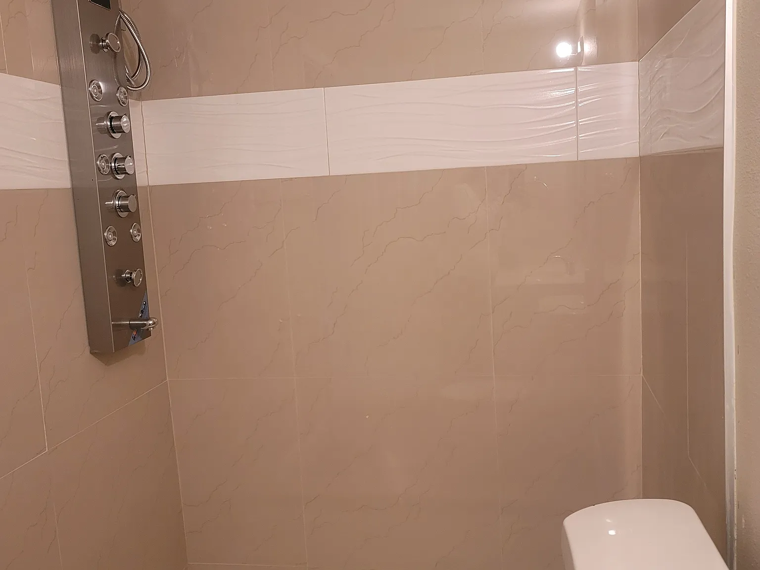 4 bed, 1368 sqft, $2,150 — Photo 4