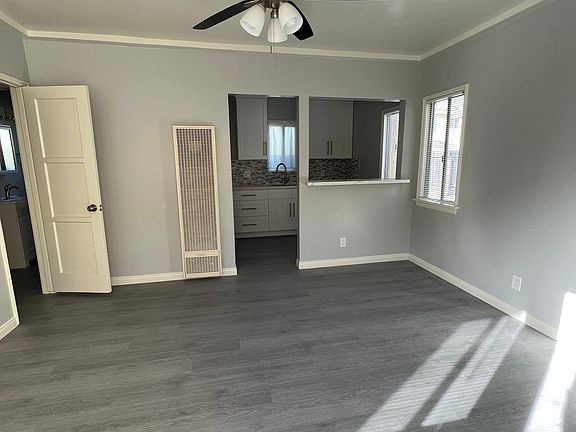 5th image of 112 Bennett Ave APT 4