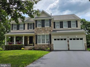 7664 Framingham Ct, Gainesville, VA 20155