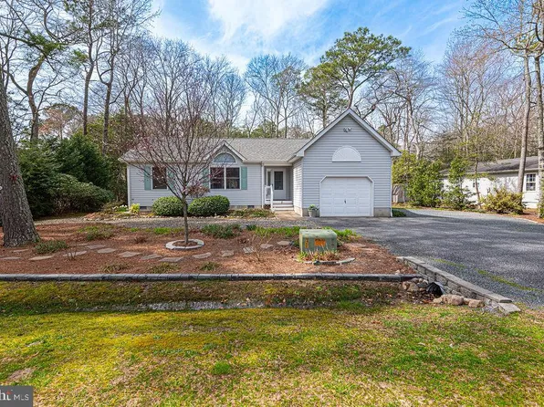 5 Hemlock Ln, Ocean Pines, MD 21811