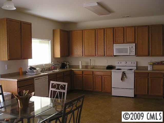 2nd image of 8152 Deodora Cedar Ln